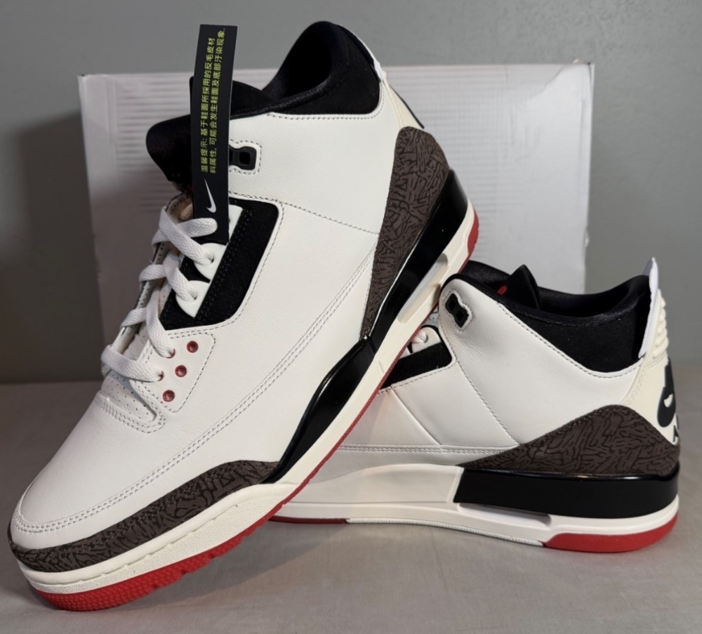 Air Jordan 3 Sail University Red — 42, Novo