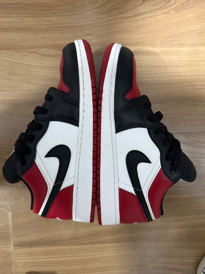 Foto 2 de Air Jordan 1 Low GS Bred Toe — 36, Usado