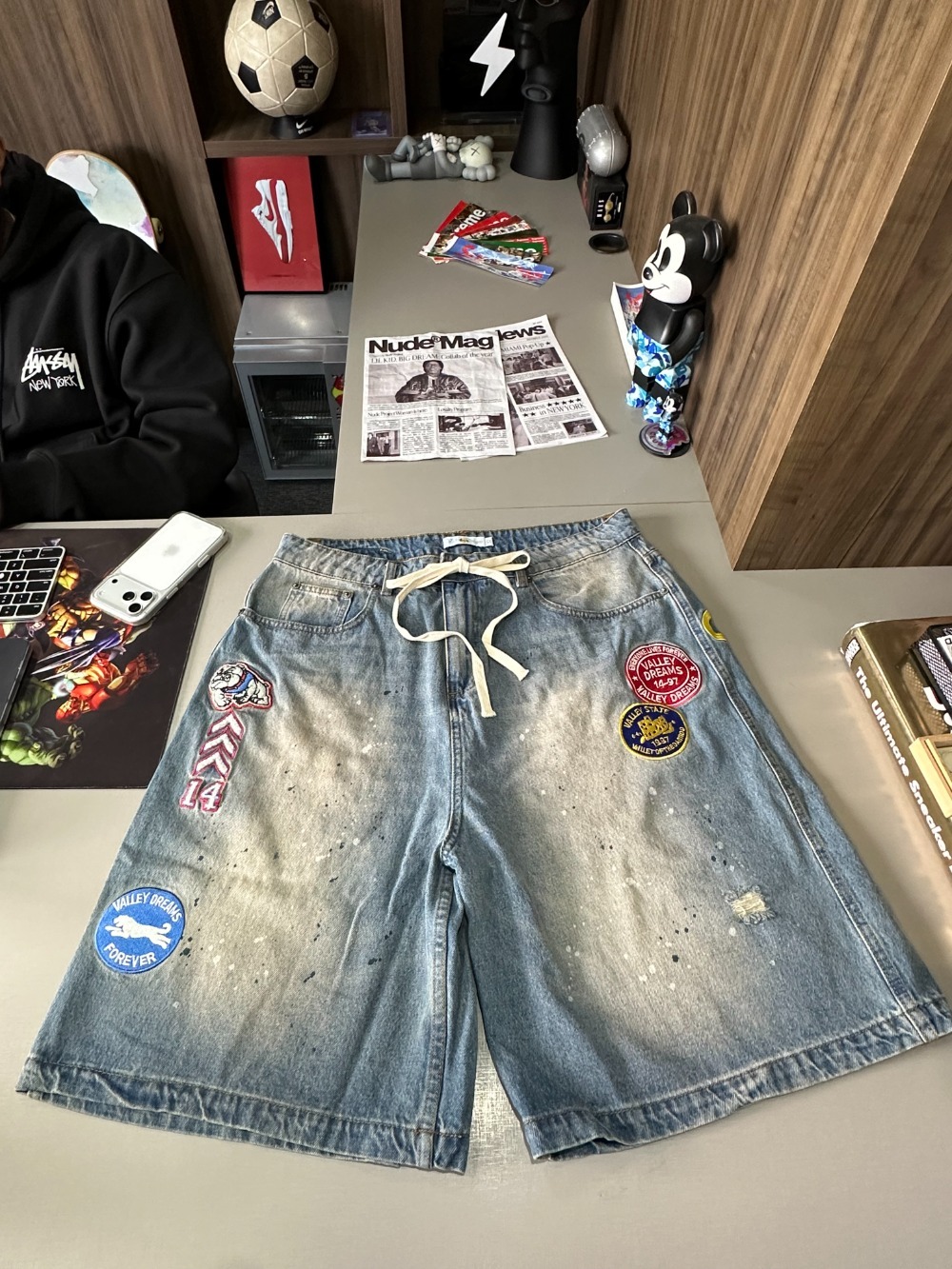 Bermuda Vale Lives Forever Paradise Jorts Blue — 40, Novo