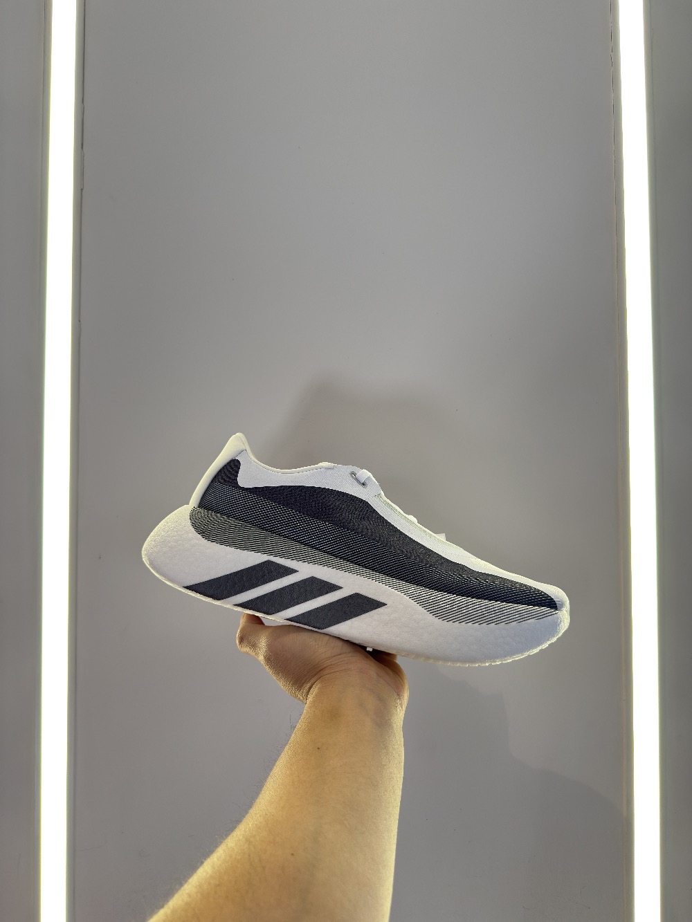 adidas Hyperboost Edge Cloud White Aurora Onix Solar Turbo — 40 / 42, Novo