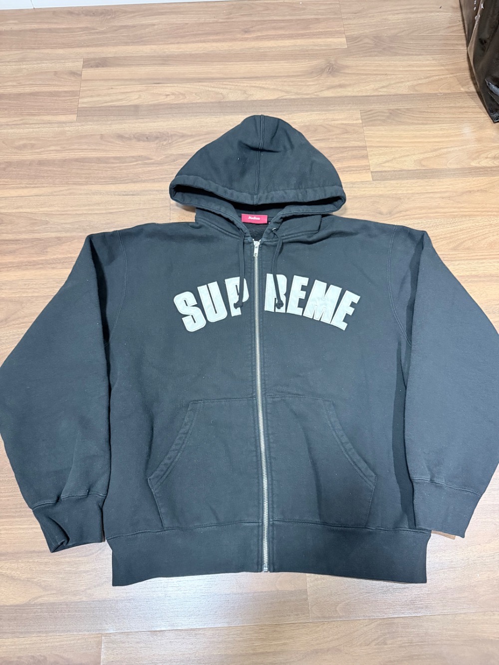 Larry Clark x Supreme Jaqueta Zip Up Hooded Black FW26-W3 — M, Novo