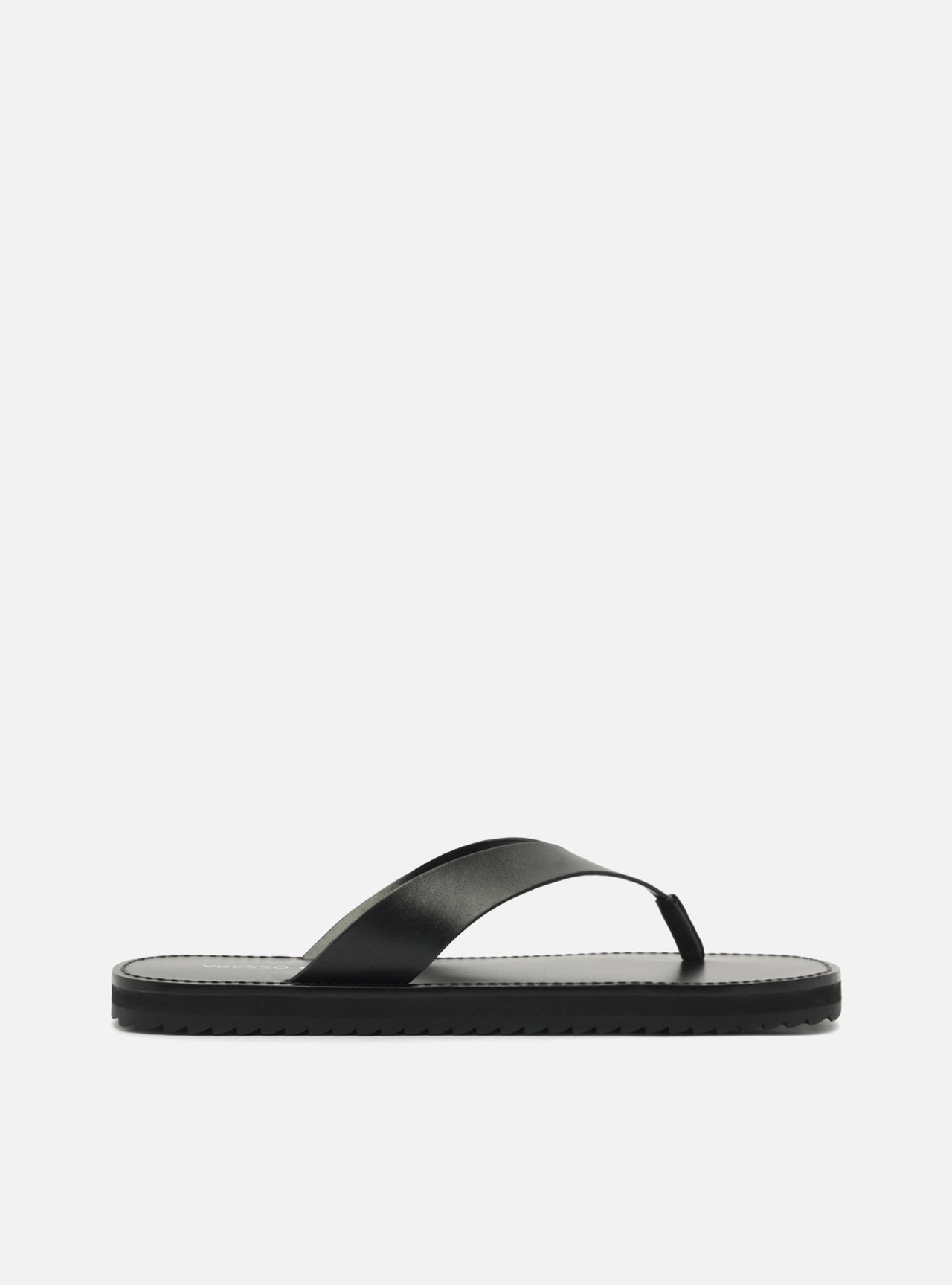 Chinelo Preto Couro Tiras