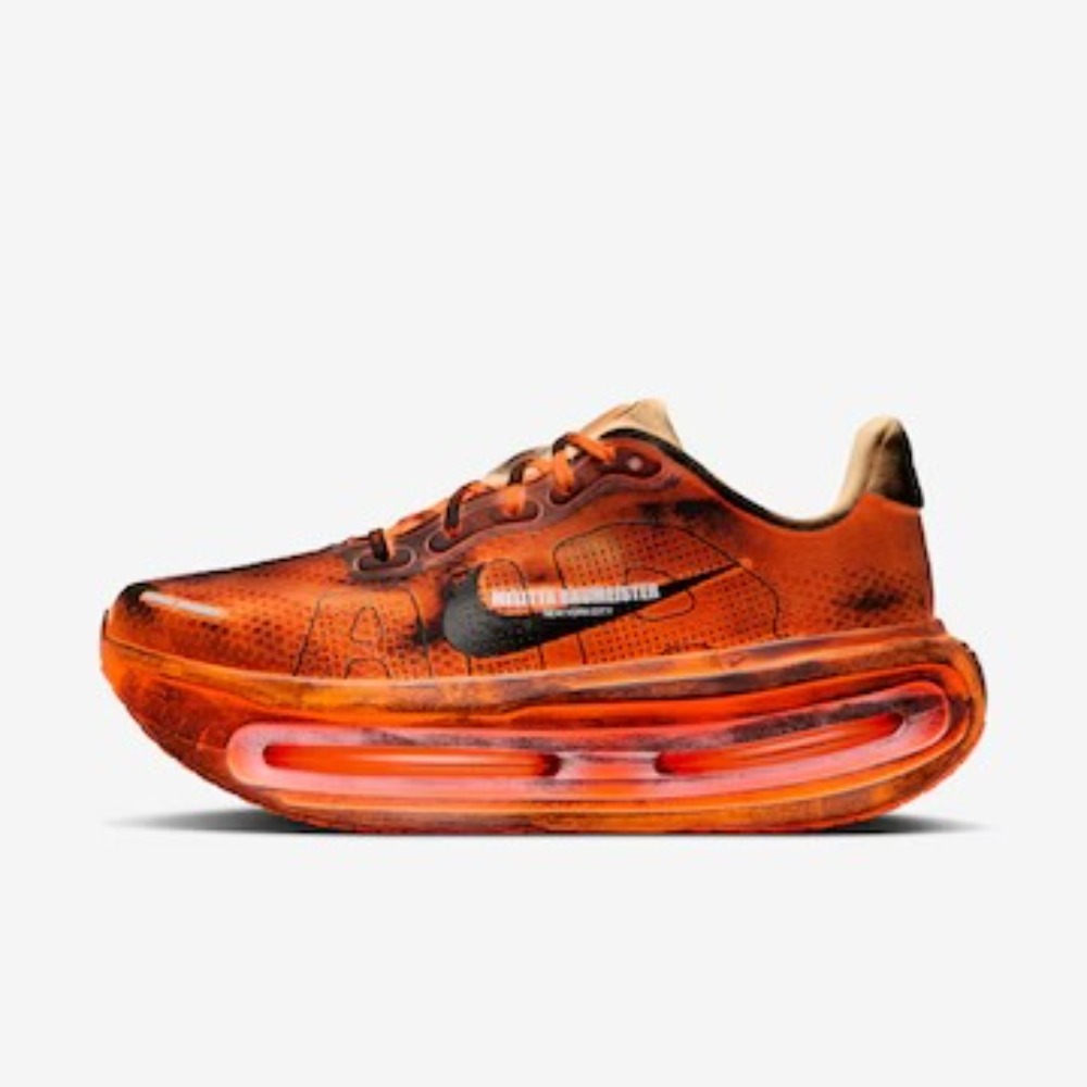Melitta Baumeister x Nike Vomero Premium SP Total Orange Chalk — 36, Novo