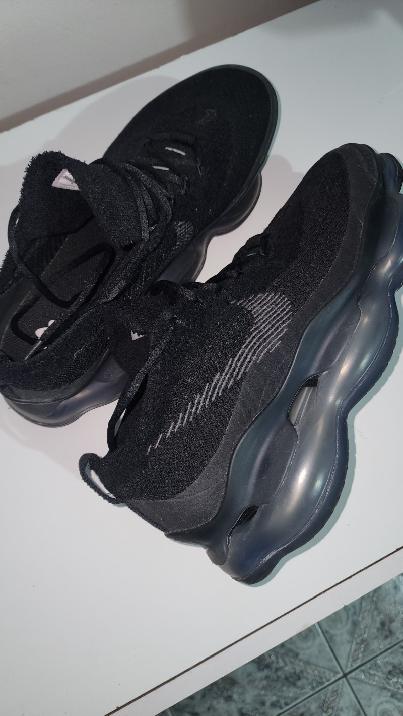 Foto 2 de Nike Air Max Scorpion Triple Black — 43, Usado