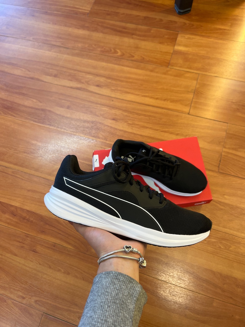 Puma Transport Running Black White — 43, Novo