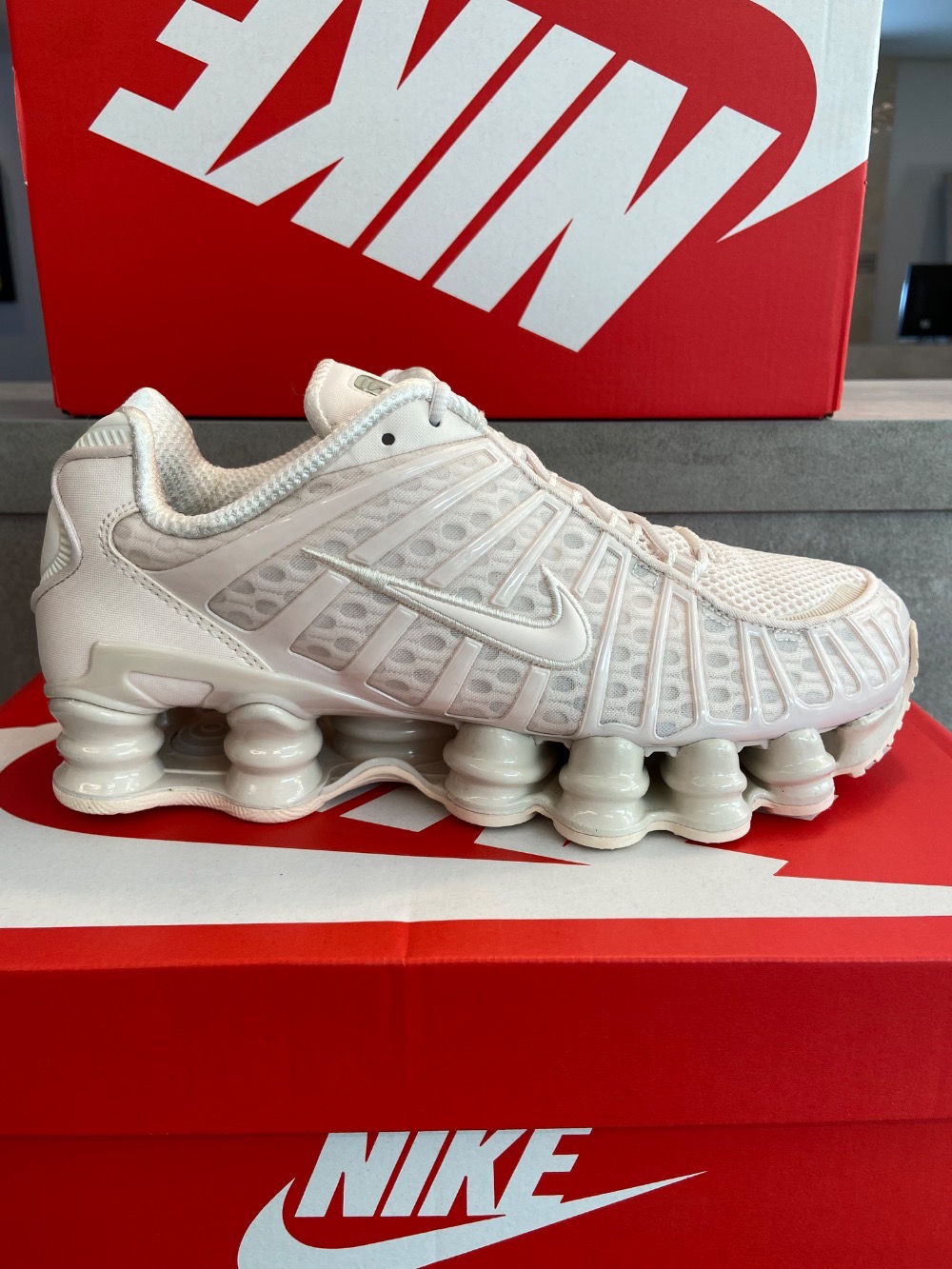 Nike Shox TL Beige — 35, Novo