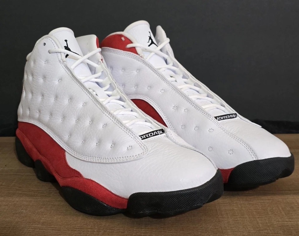 Air Jordan 13 Chicago — 39.5, Novo