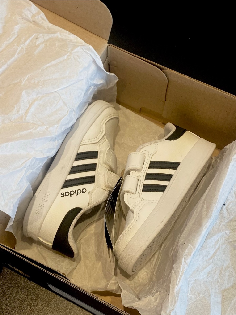 adidas Breaknet Cloud White Core Black Infantil — 22, Novo