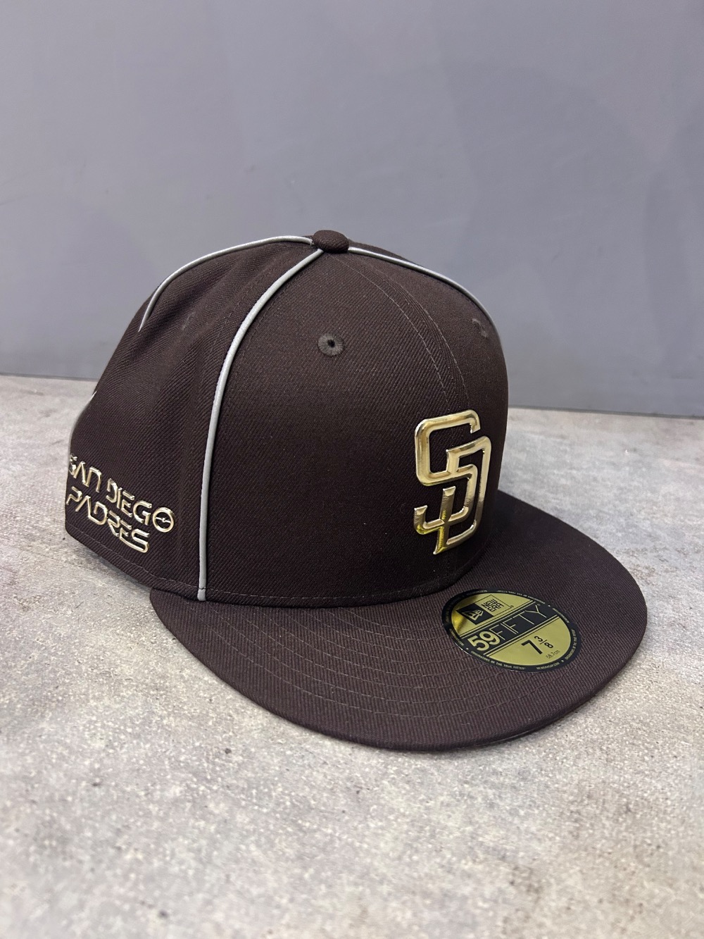 Hajime Sorayama x New Era Boné San Diego Padres — 7-3/8, Novo