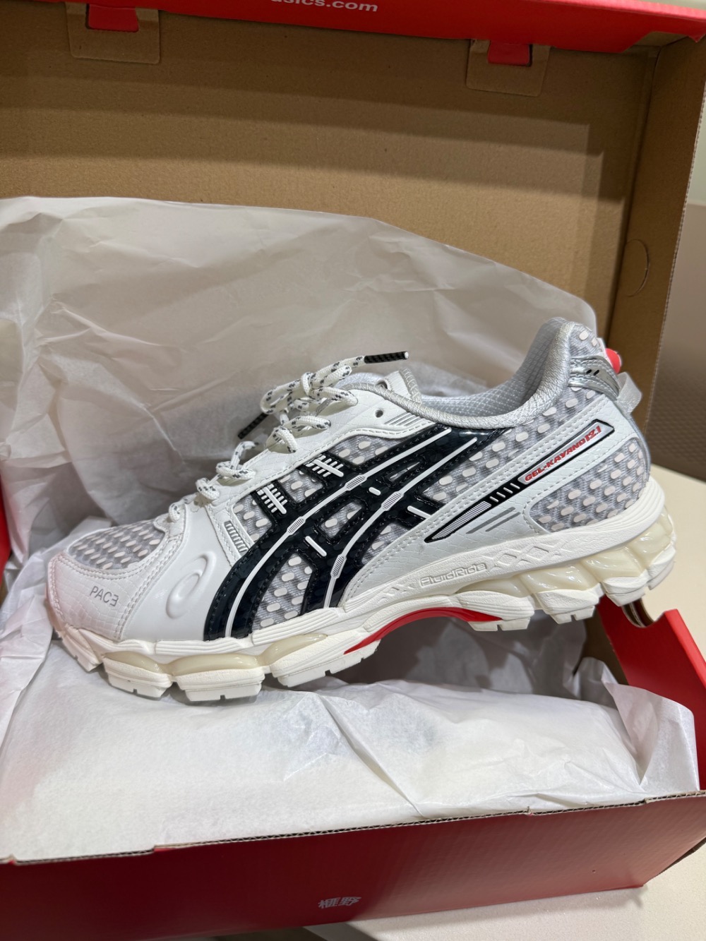 PACE x Asics GEL-Kayano 12.1 The Brismo 2.0 — 39, Novo