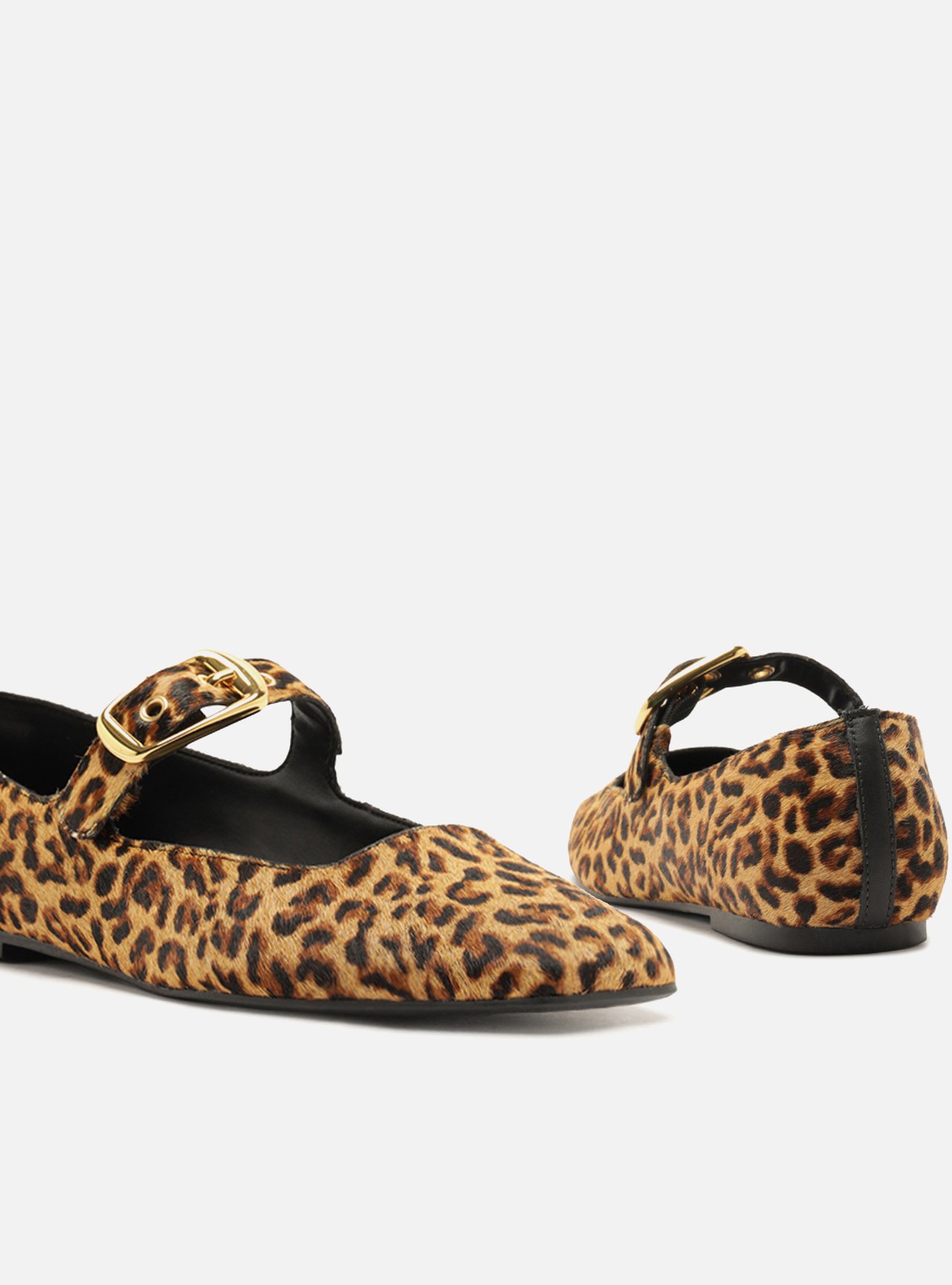 Foto 4 de Sapatilha Animal Print Couro Bico Quadrado Fivela