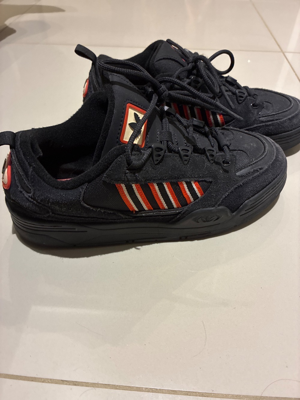 adidas ADI2000 Black Red — 39, Usado