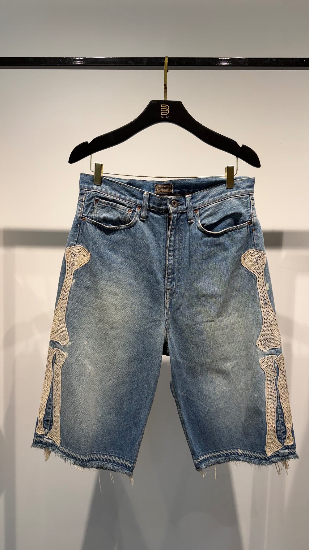 Shorts Kapital Straight-Leg Appliquéd Distressed Denim Blue — 42 / 44, Novo