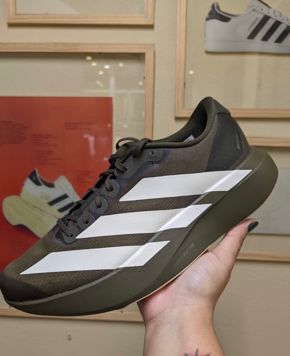 adidas Adizero EVO SL Shadow Olive Off White Warm Sandstone — 42, Novo