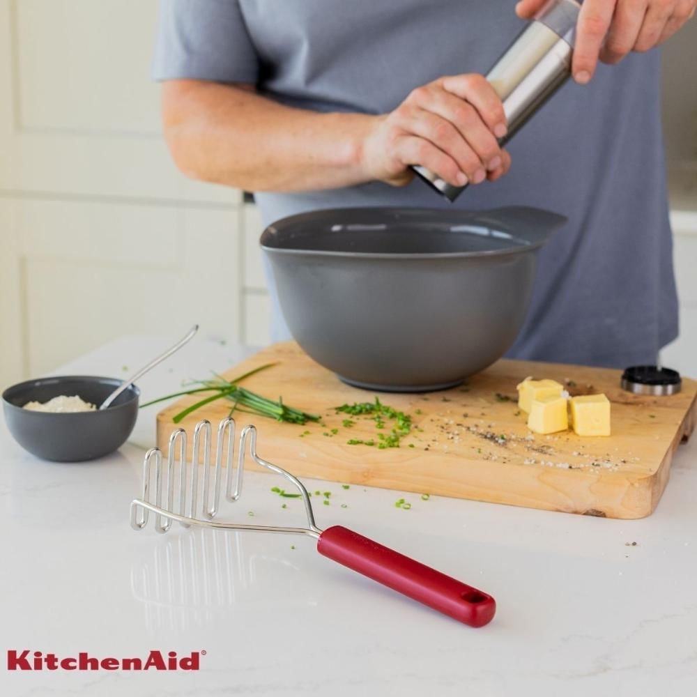 Foto 3 de Jogo Peneira e Amassador Batatas Cozinha Vermelha KitchenAid