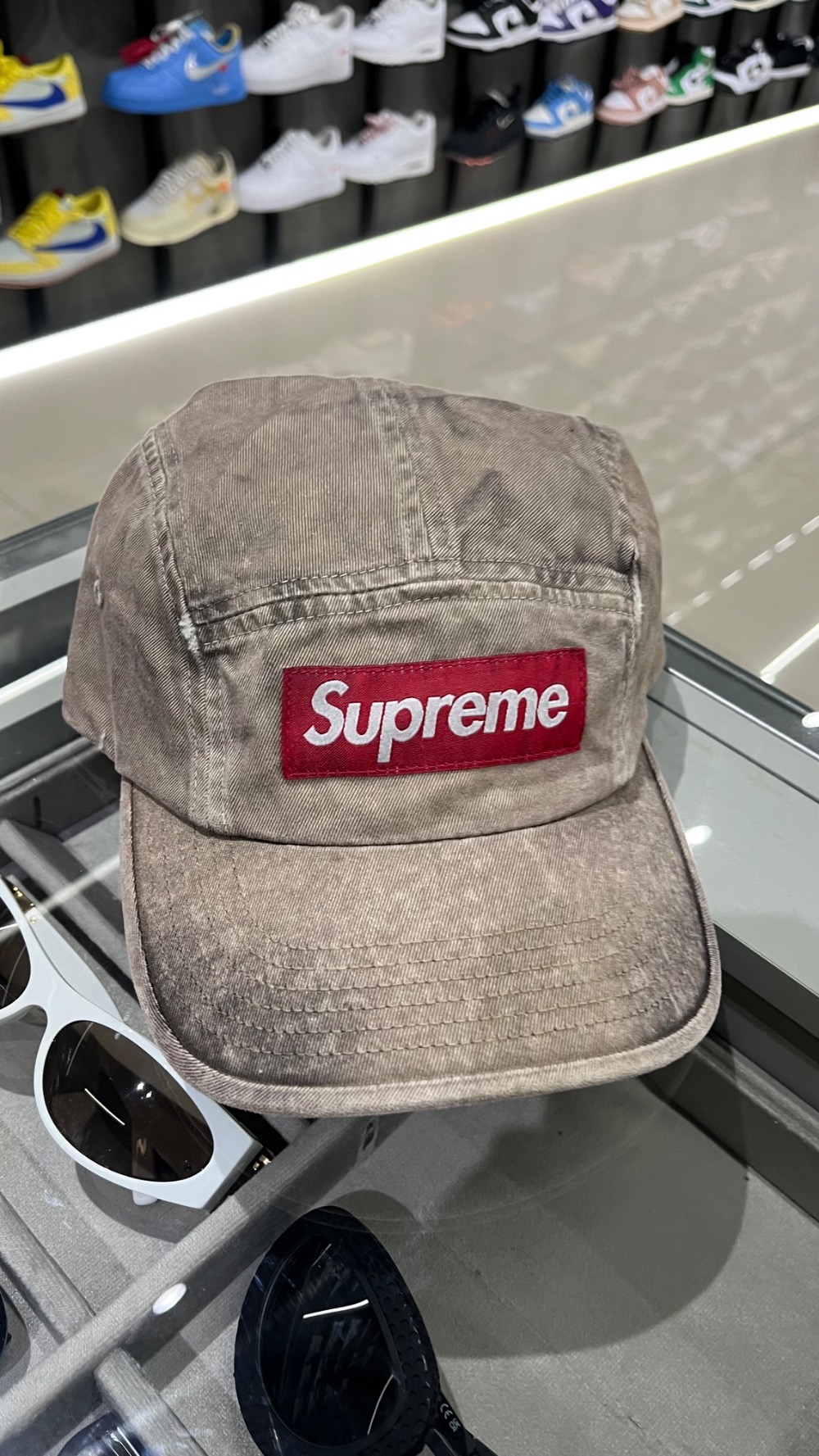 Boné Supreme Overdyed Camp Tan SS26-W7 — Único, Novo