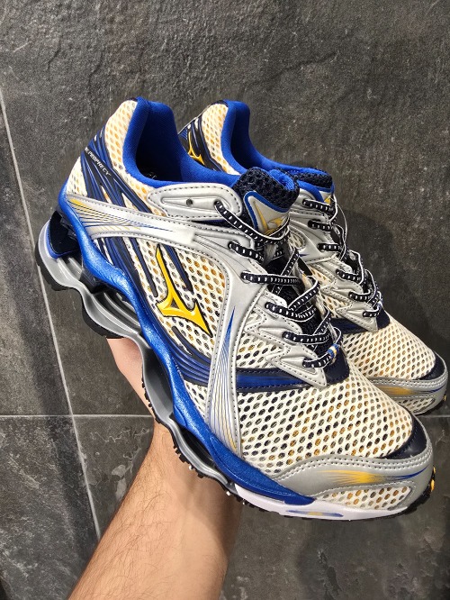 Mizuno Wave Prophecy 1 Blue — 40 / 41 / 42, Novo