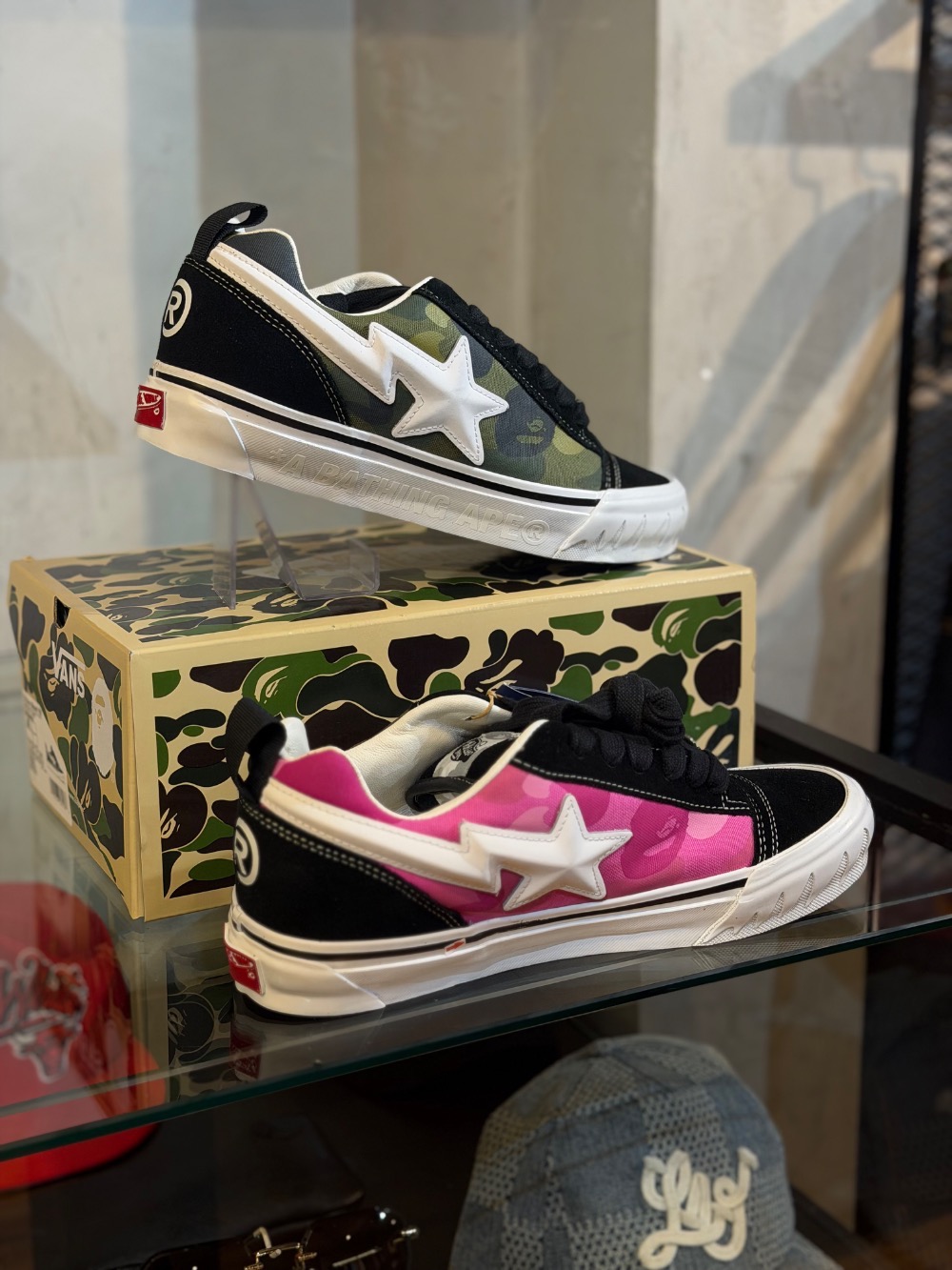 BAPE x Vans Premium Knu Skool Camo Green — 40, Novo