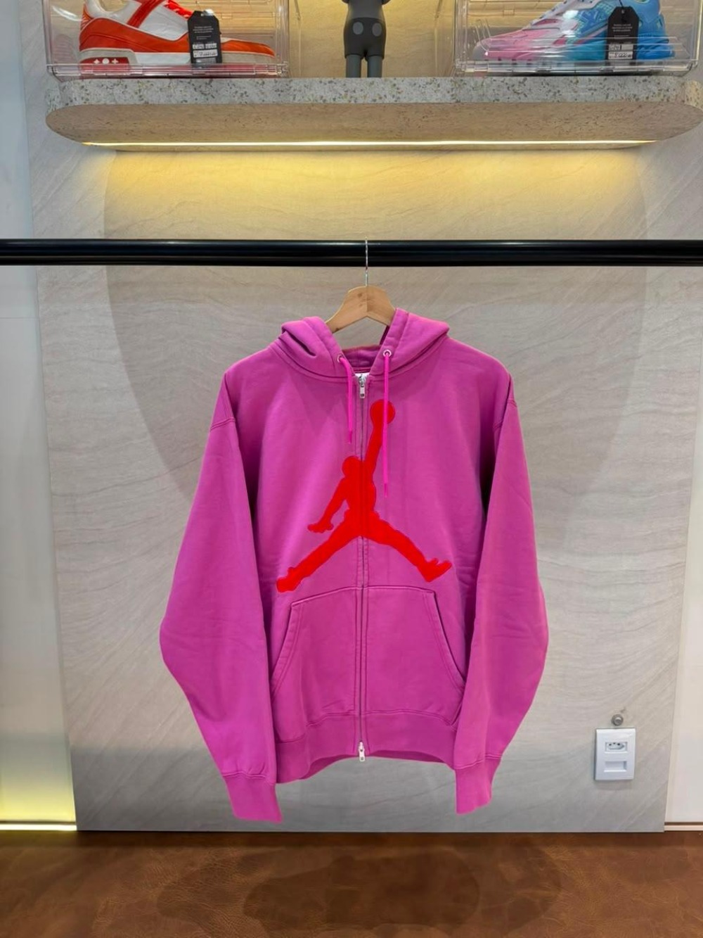 Air Jordan x Supreme Jaqueta Hooded Pink SS26-W15 — P, Novo