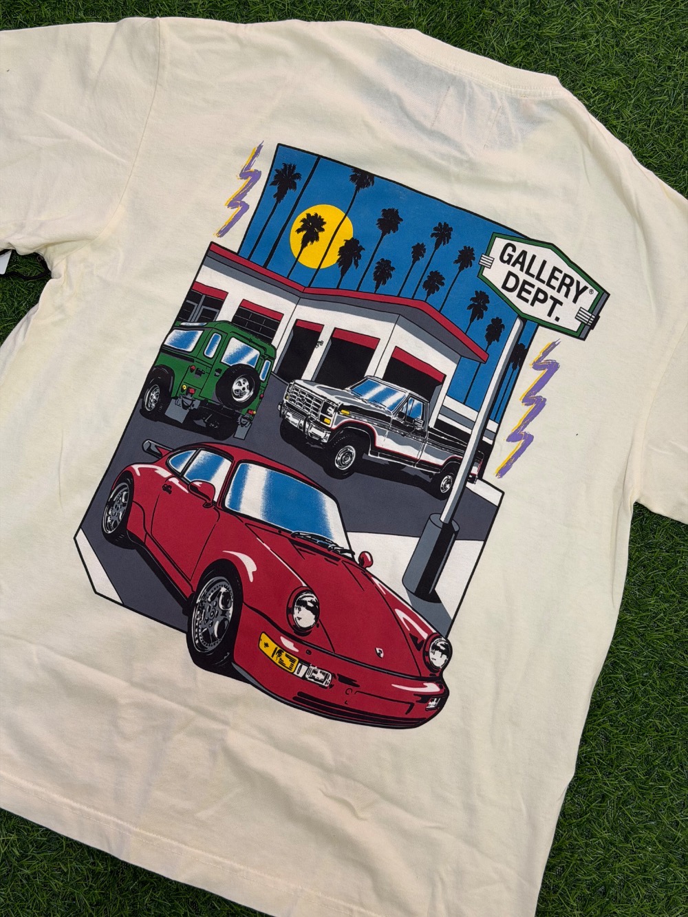 Camiseta Gallery Dept. Drive Thru Boxy Fit Cream — G, Novo