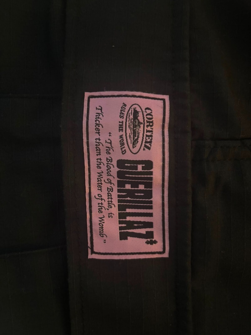Foto 5 de Calça Corteiz Cargo Guerrilaz Black Pink — M, Usado