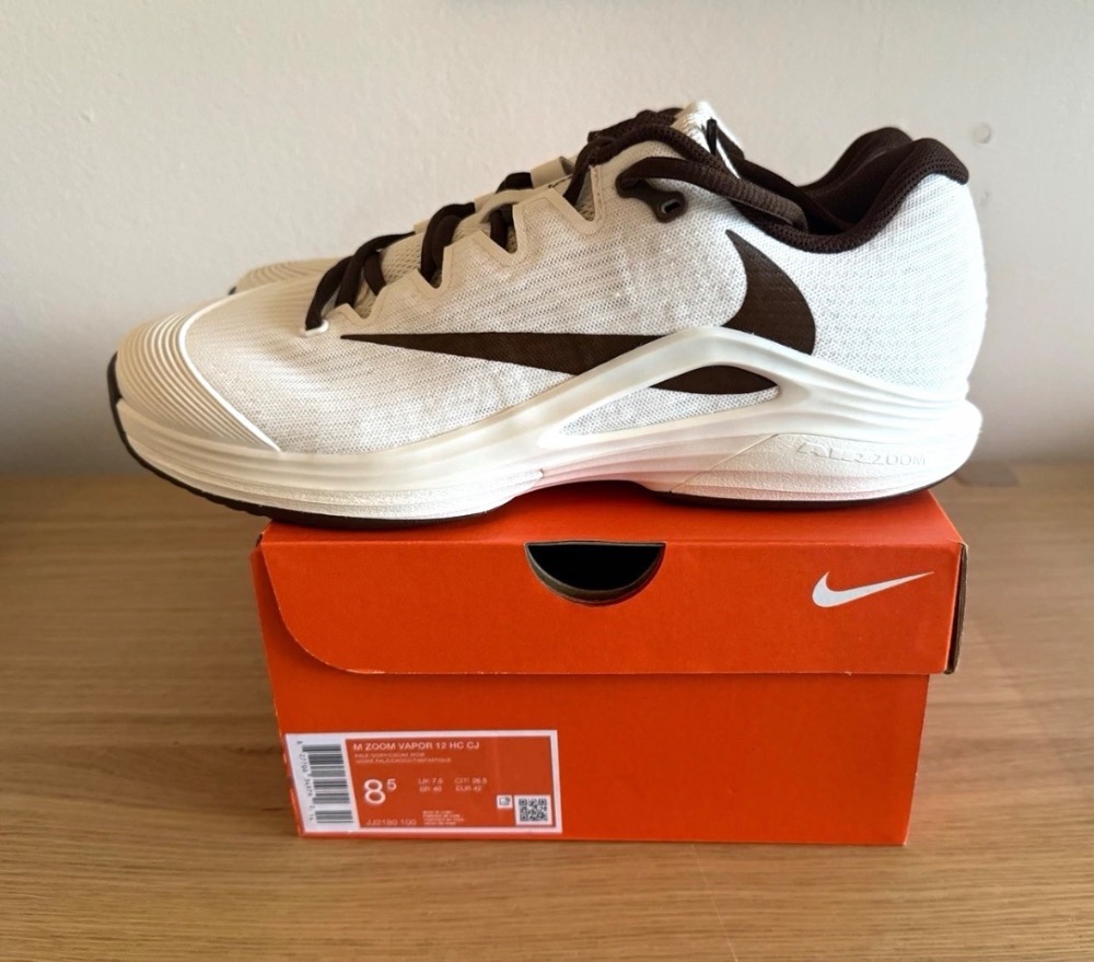 Travis Scott x Nike Court Air Zoom Vapor 12 HC Pale Ivory — 40, Novo