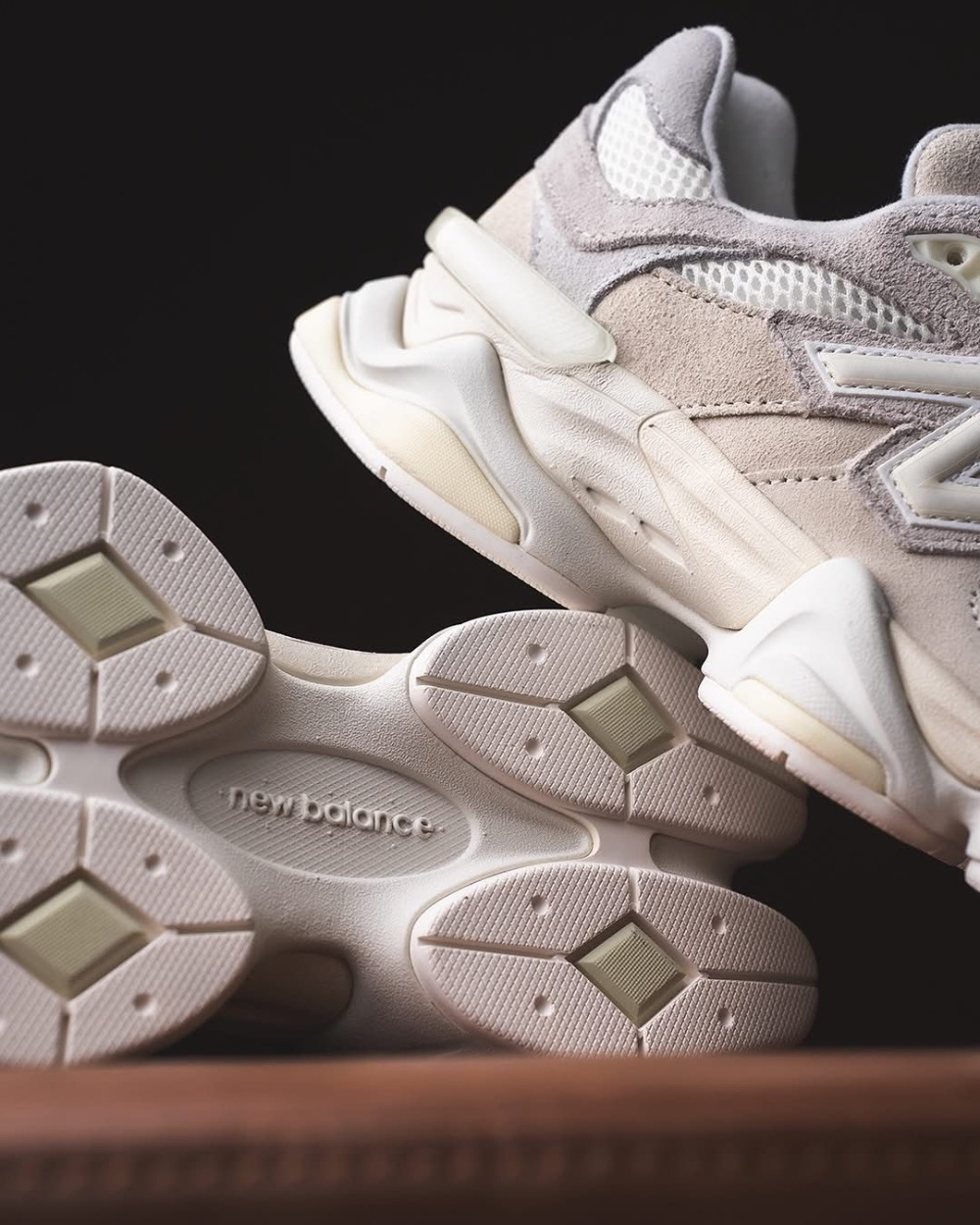 New Balance 9060 Angora Sea Salt — 35, Novo