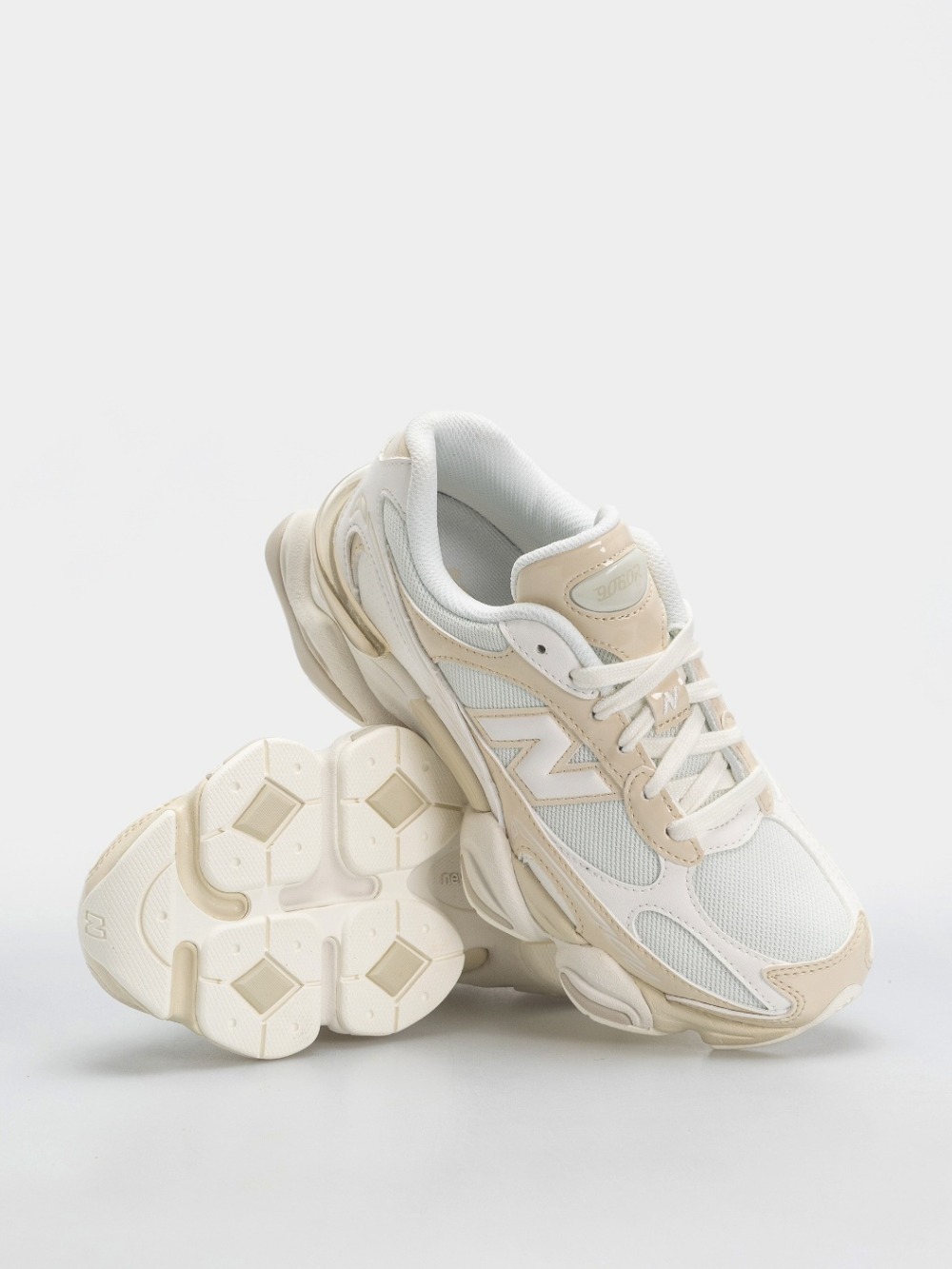 New Balance 9060R Bone Sea Salt — 34 / 35 / 38 / 39 / 40 / 41 / 42 / 43 / 44, Novo