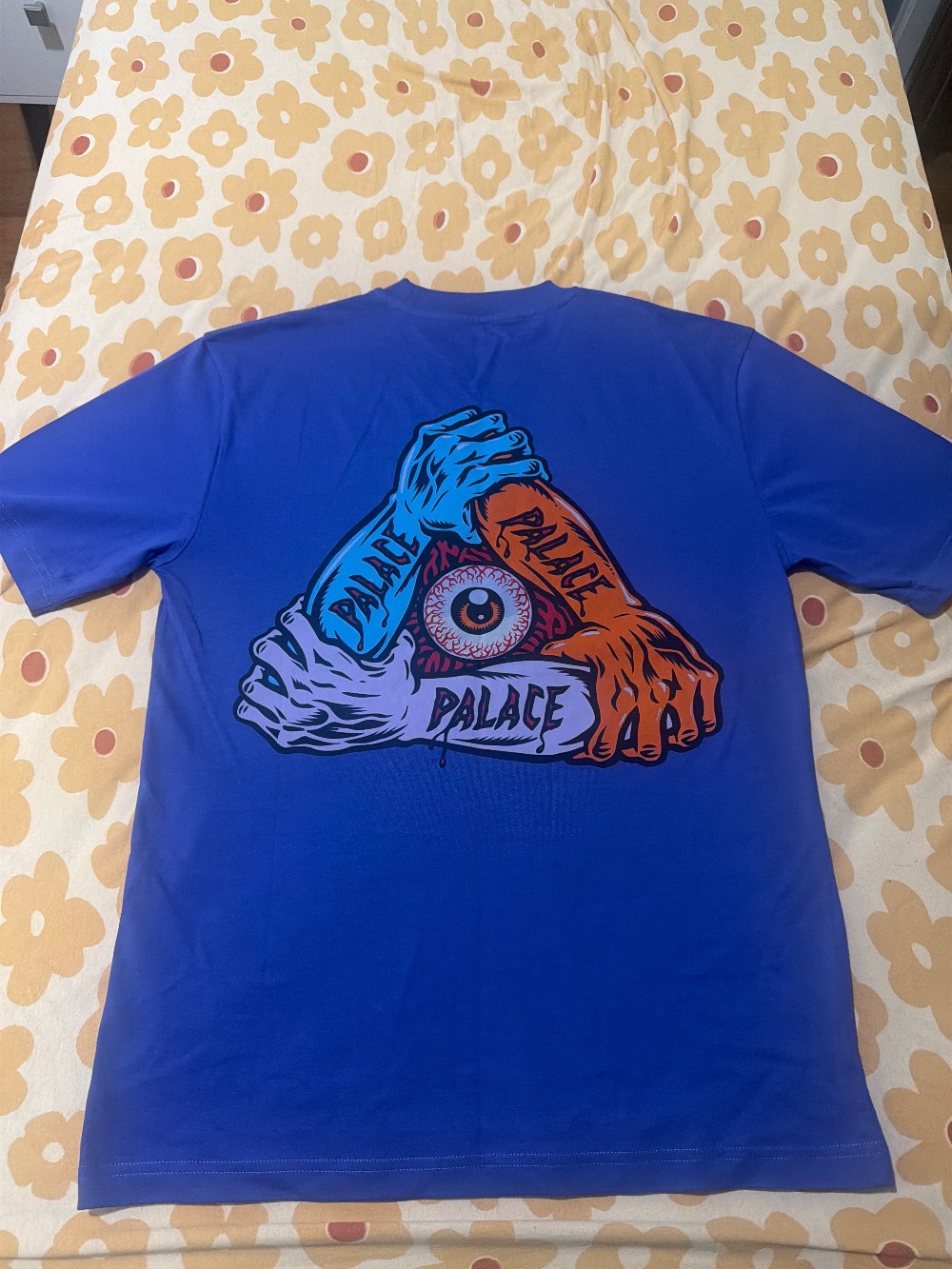 Camiseta Palace Arms Ultra — M, Usado