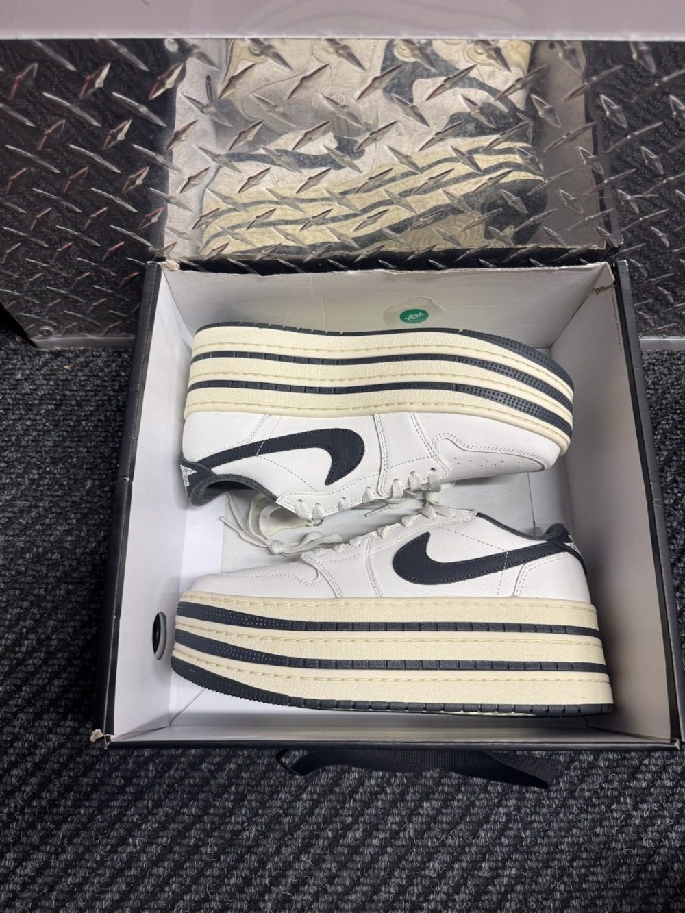 Air Jordan 1 Triple Stack Sail Coconut Milk — 36 / 37 / 38 / 39 / 39.5 / 40 / 40.5 / 42 / 42.5, Novo