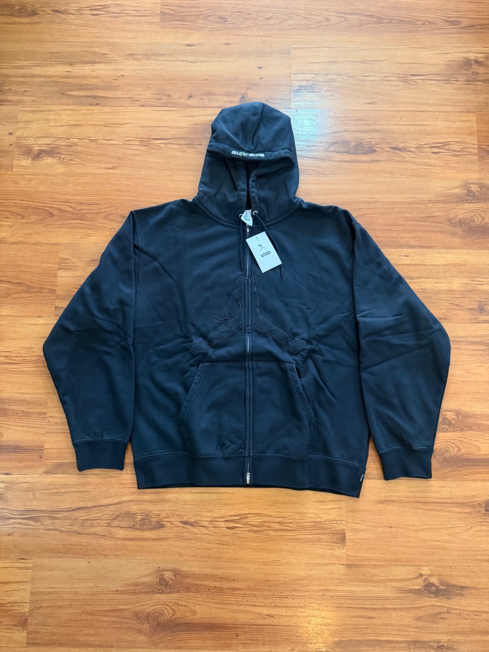 Air Jordan x Supreme Jaqueta Hooded Black SS26-W15 — G, Novo