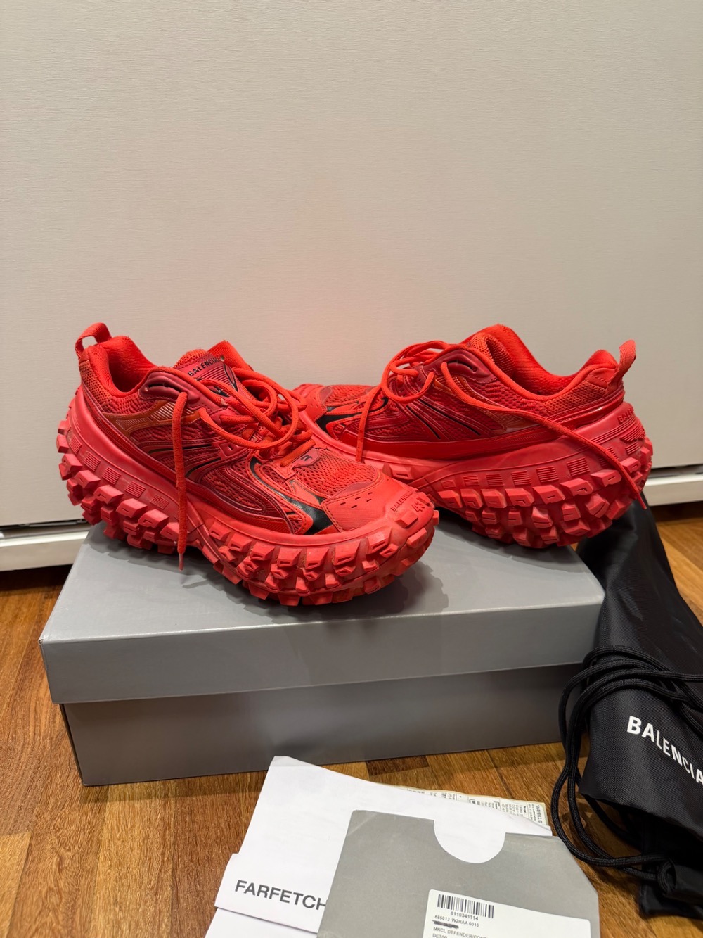 Balenciaga Defender Bouncer — 42, Usado