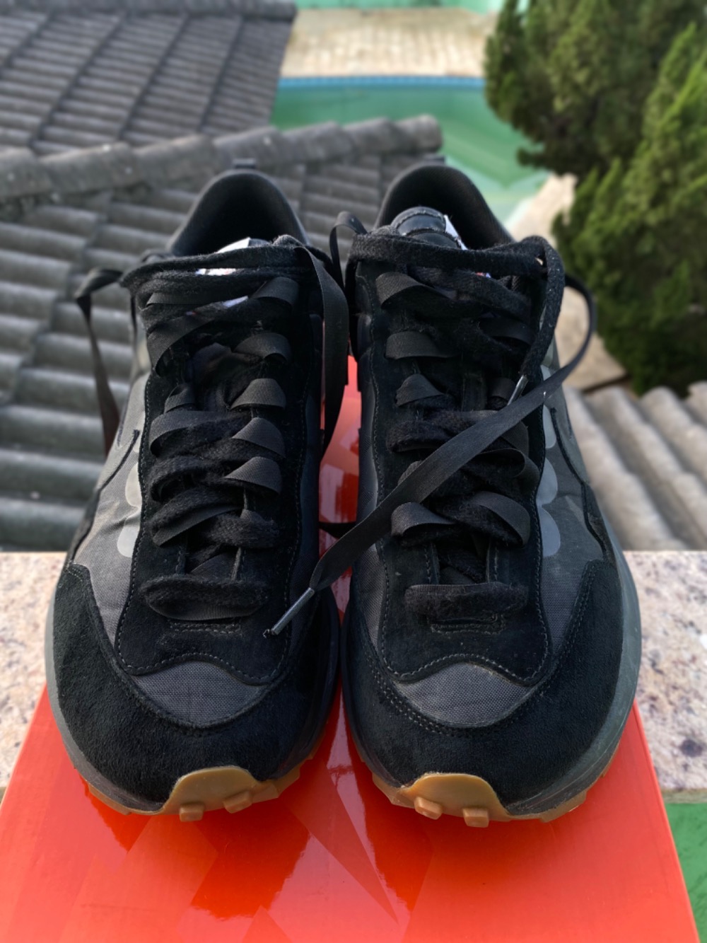 Sacai x Nike VaporWaffle Black and Gum — 43, Usado