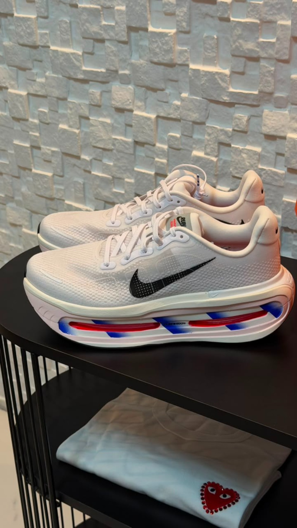 Nike Vomero Premium CM White Racer Blue Crimson — 43, Novo