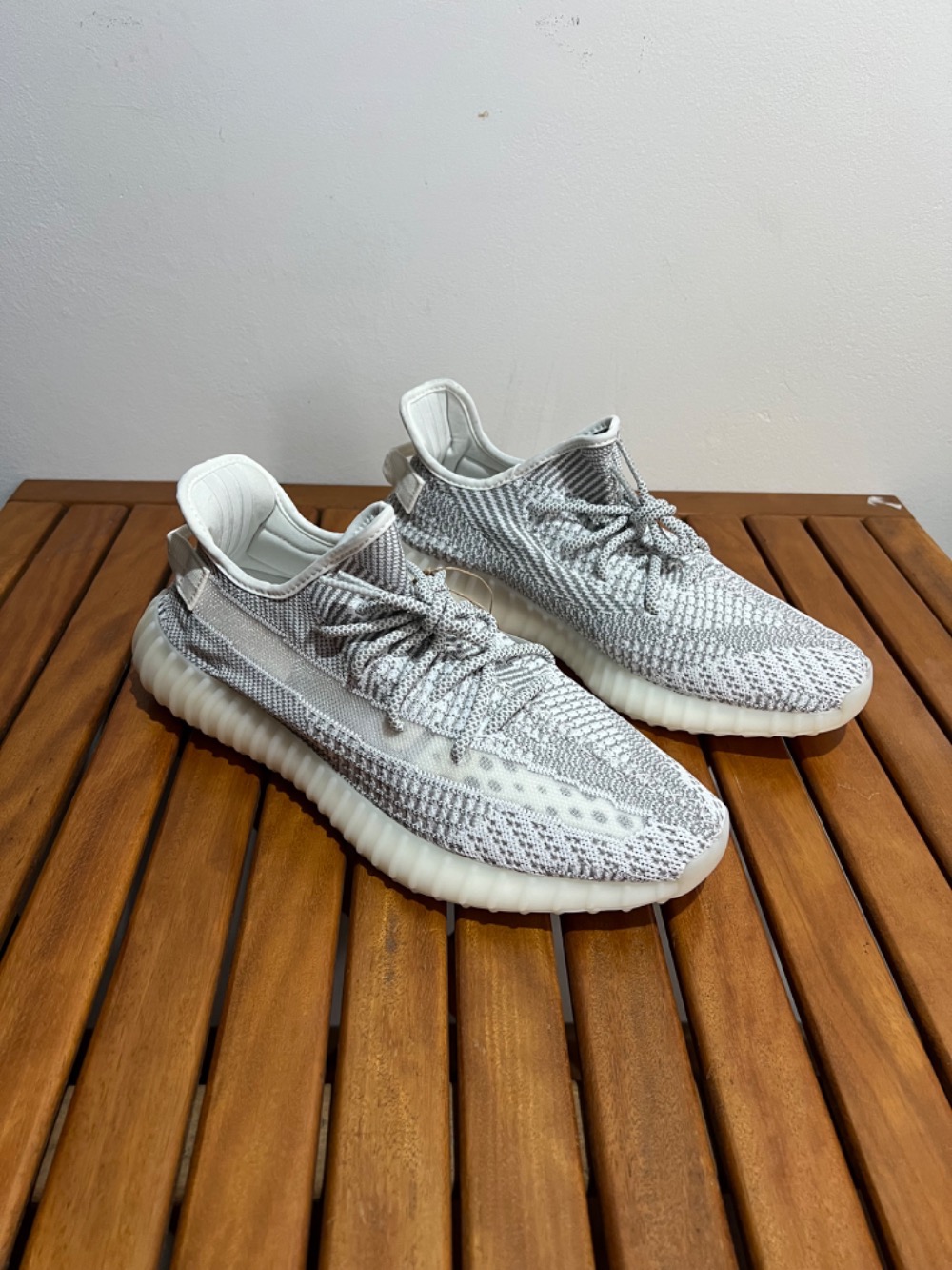 Yeezy 350 V2 Static Non-Reflective (2023) — 34, Novo