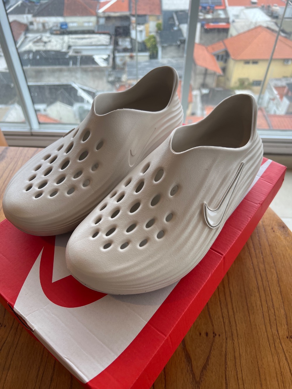 Nike ReactX Rejuven8 Spruce Aura — 44, Novo