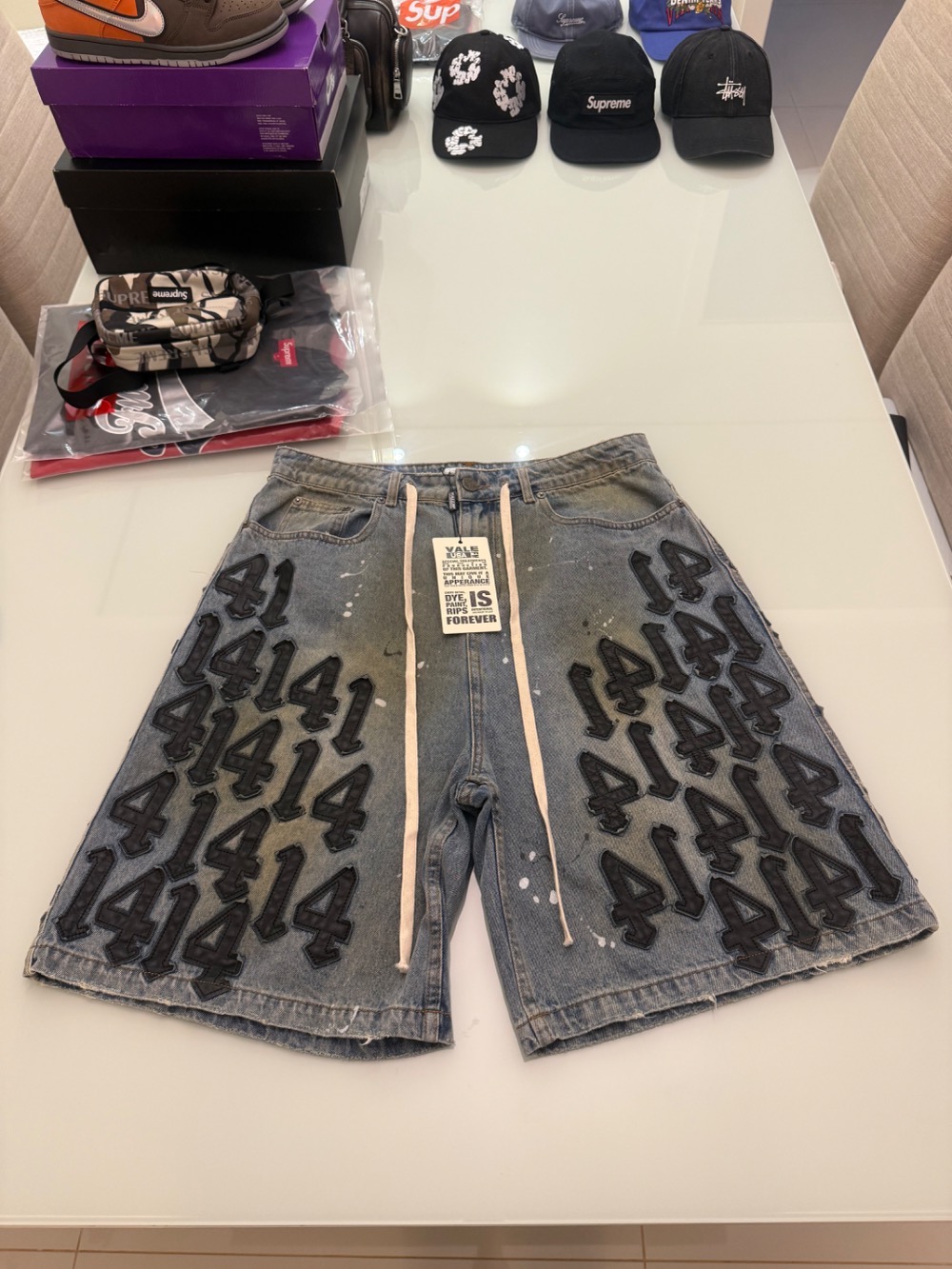Jorts Vale Lives Forever Charm Black — 40, Novo