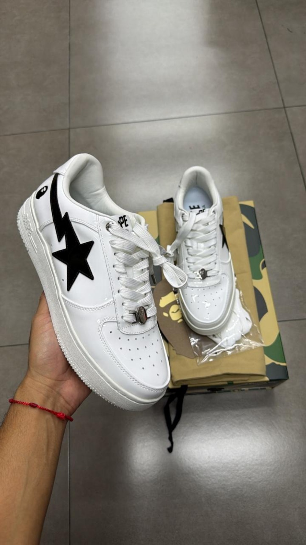 A Bathing Ape Bape Sta #2 White Black — 40.5, Novo
