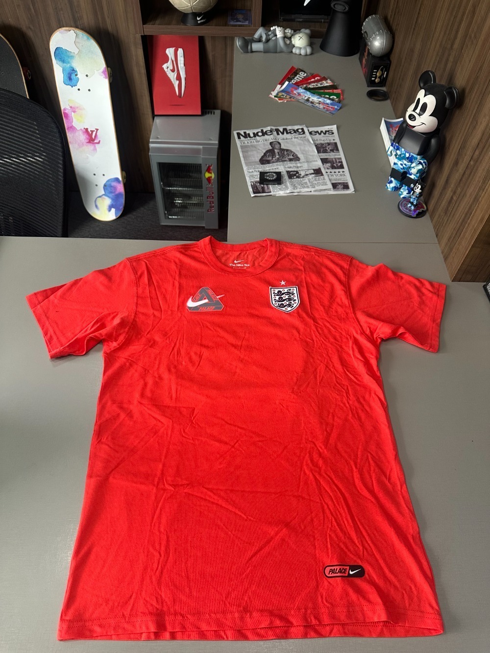 England x Palace x Nike Camiseta LT Crimson — XXG, Novo