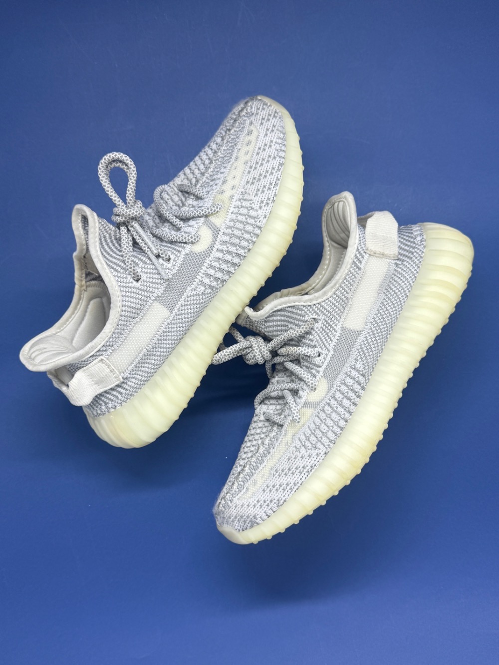 Yeezy 350 V2 Static Non-Reflective (2023) — 36, Usado