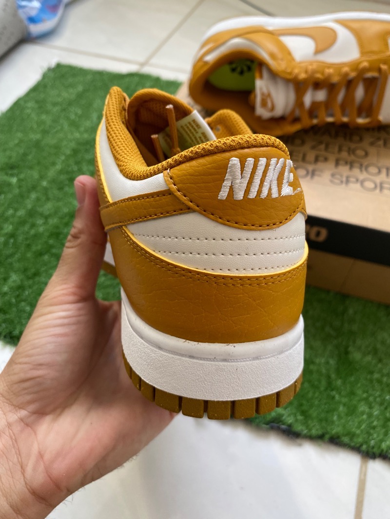 Foto 4 de Nike Dunk Low Next Nature Light Curry — 40, Novo