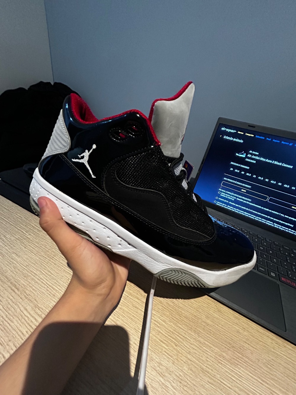 Air Jordan Max Aura 2 Black Cement — 41, Usado