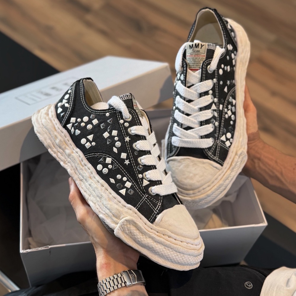 Maison Mihara Yasuhiro Peterson 23 Embellished Canvas Black — 44, Novo