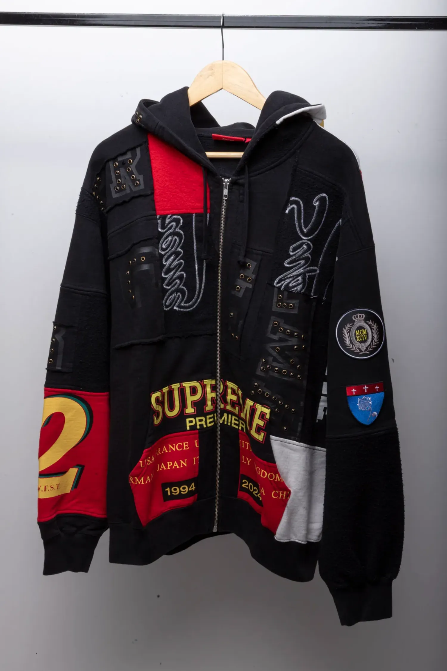 Moletom Supreme Patchwork Zip Up Hooded Black — XG, Novo