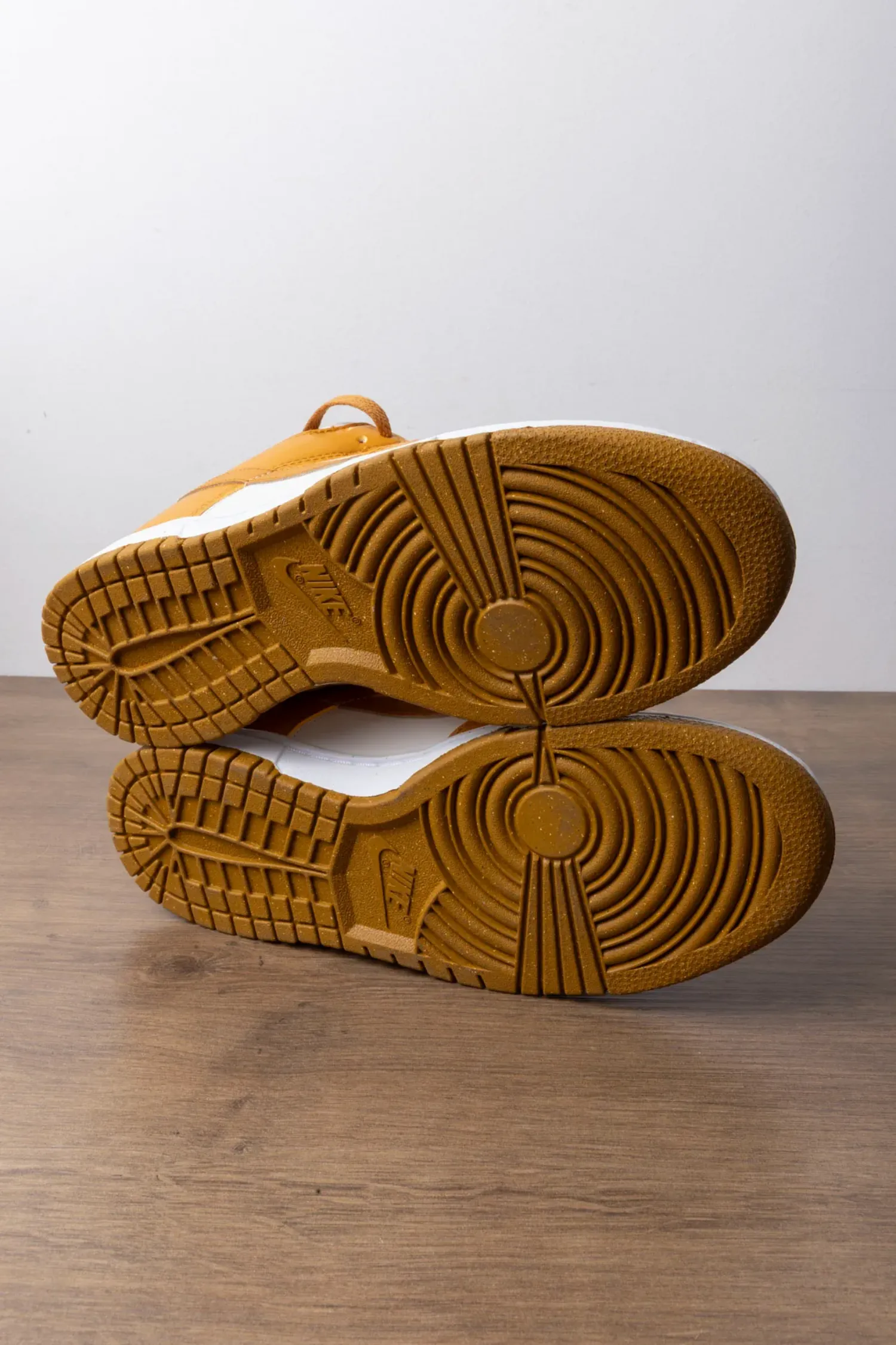 Foto 5 de Nike Dunk Low Next Nature Light Curry — 37, Novo