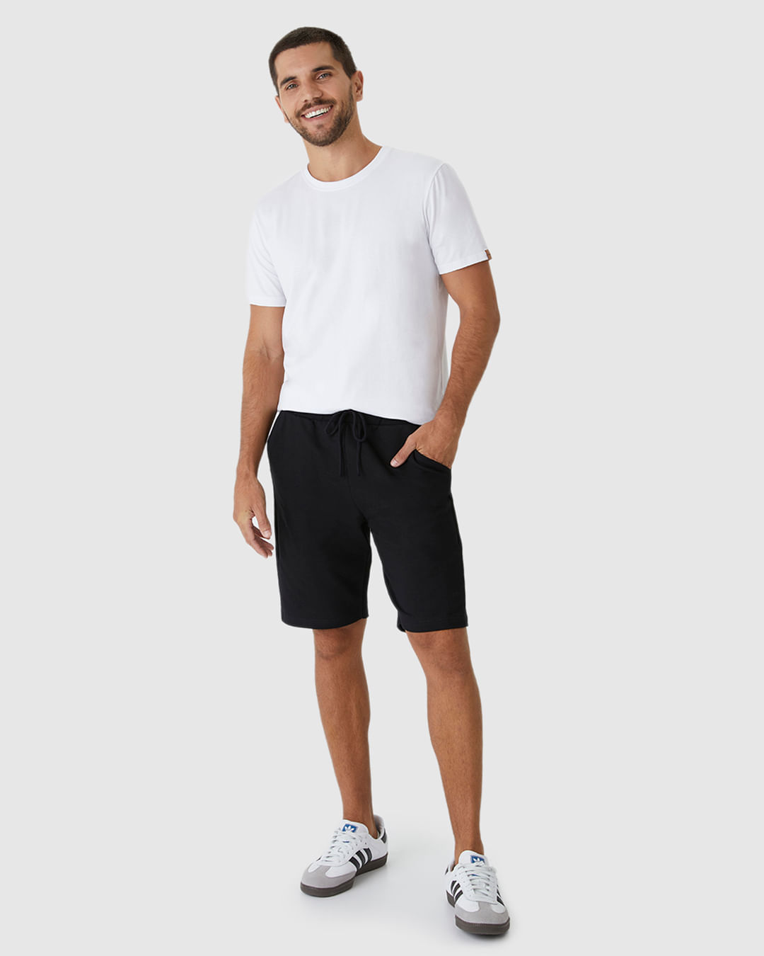 Bermuda Básica Masculina Cintura Média Em Moletom Sem Flanela — Preto - G
