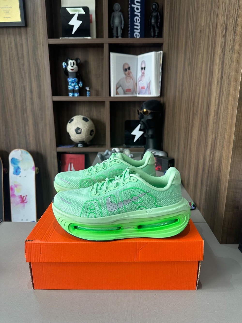 Nike Vomero Premium Cucumber Calm Green Spark — 40, Novo