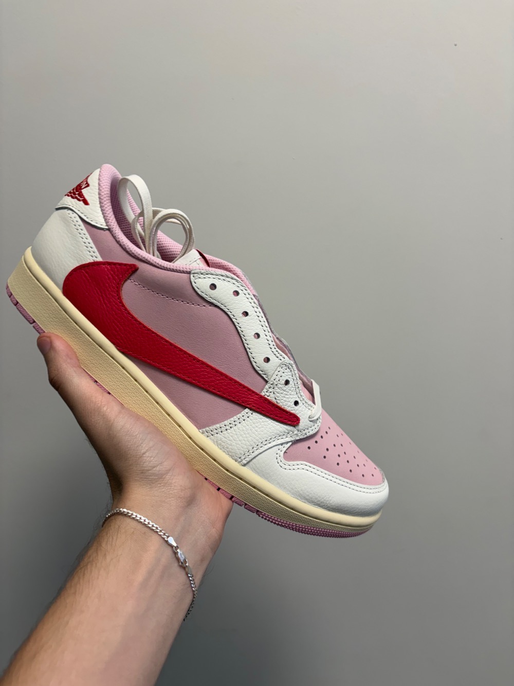 Travis Scott x Air Jordan 1 Low OG SP Sail Tropical Pink — 44, Novo