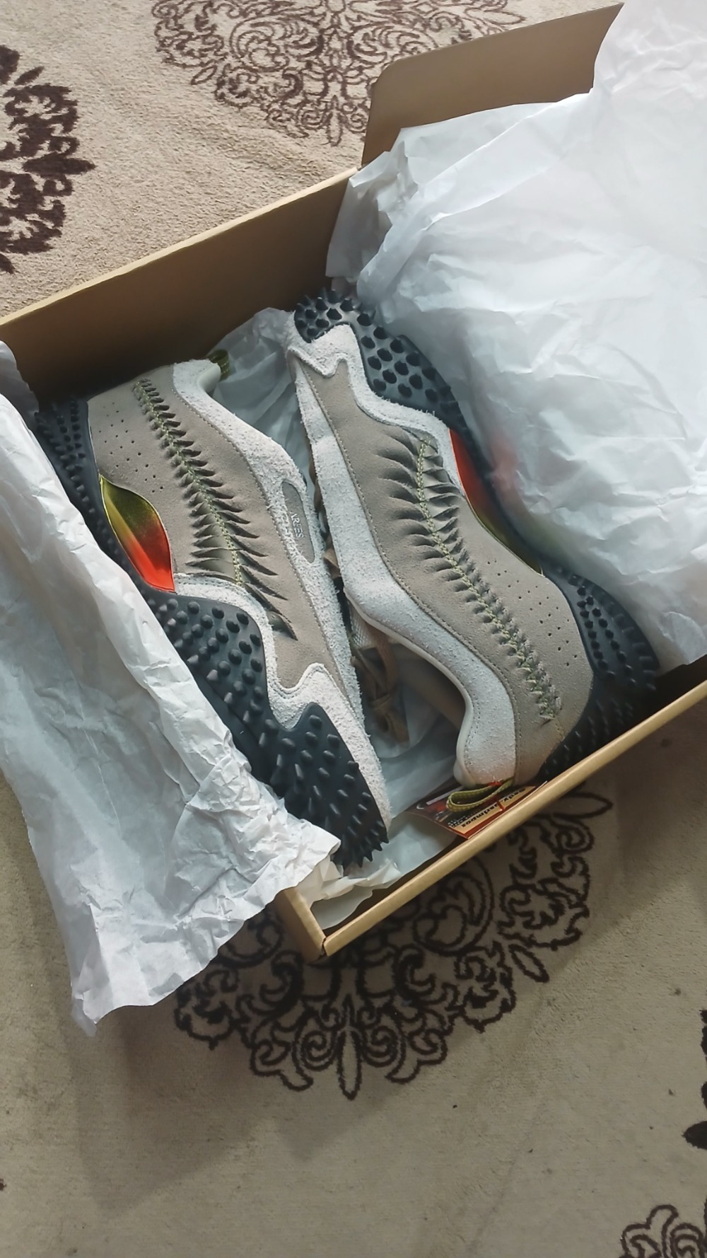 Aries x Puma Mostro Craft Ecru Mouse Gray — 40, Novo