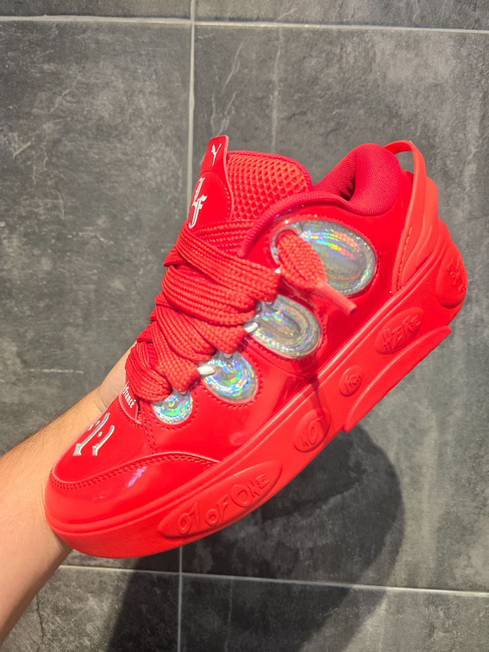 LaMelo Ball x Puma La Francé Iridescent For All Time Red — 39, Novo